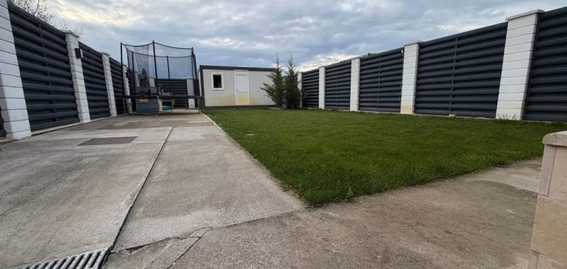 Duplex – 4 camere + balcon | Complet mobilată și utilată | Str Armoniei