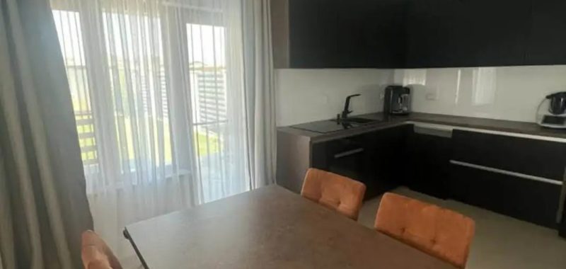 Duplex – 4 camere + balcon | Complet mobilată și utilată | Str Armoniei