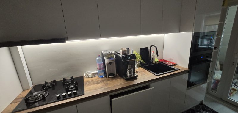 Apartament 3 camere, parter, decomandat, 69 mp, 15mp balcon