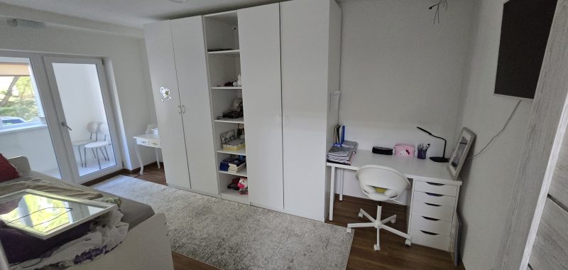 Apartament 3 camere, parter, decomandat, 69 mp, 15mp balcon