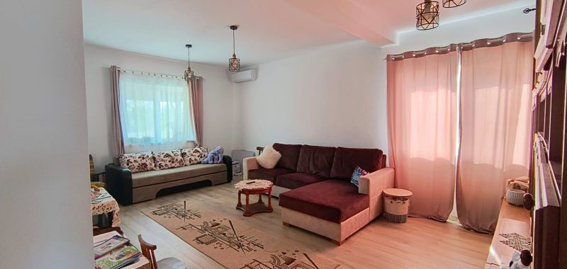 Casă de vânzare în comuna Pădureni, județul Timiș