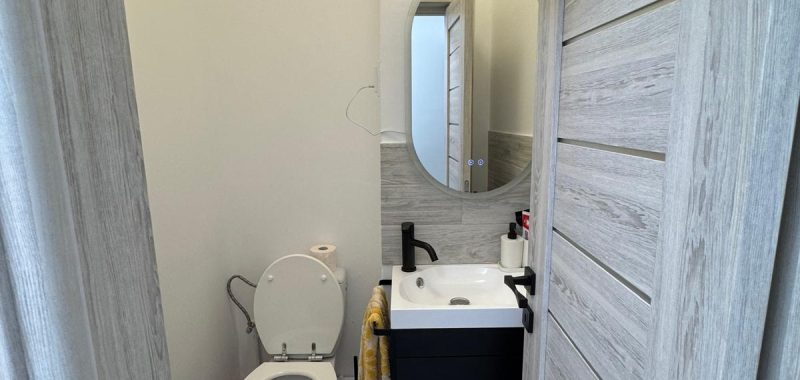 Apartament 3 camere, parter, decomandat, 69 mp, 15mp balcon